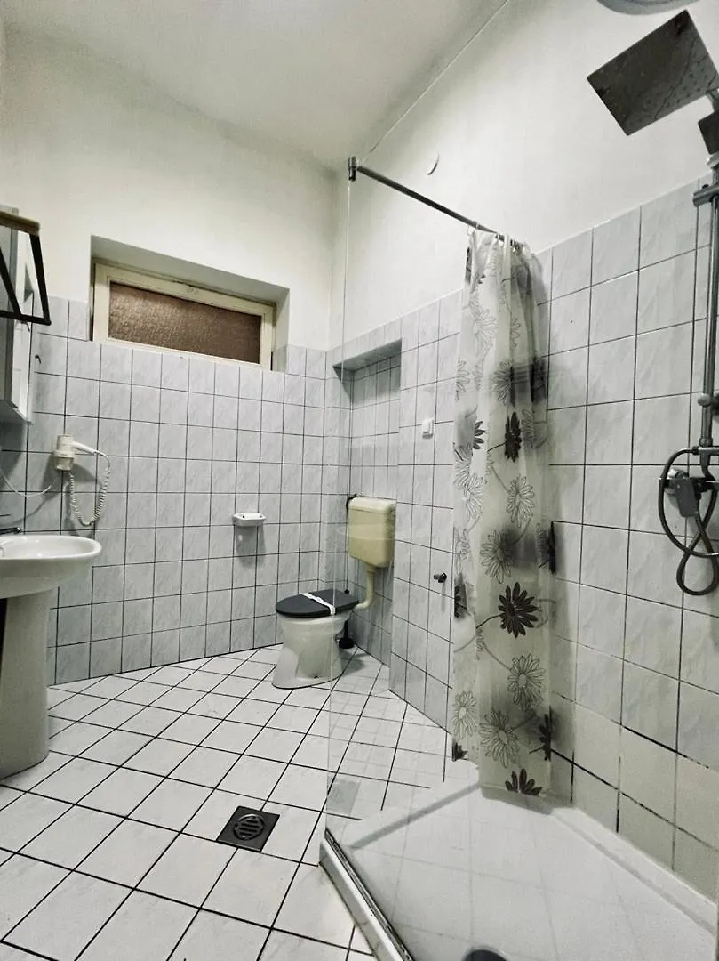 Theresa Loop Apartment Βουδαπέστη