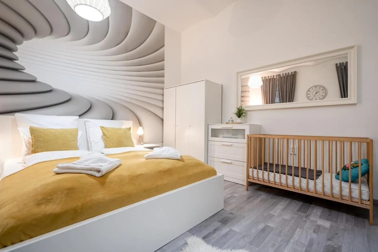 Theresa Loop Apartment Budapest
