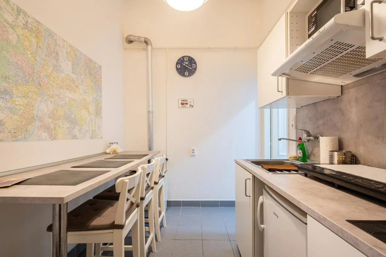 Theresa Loop Apartment Budapest
