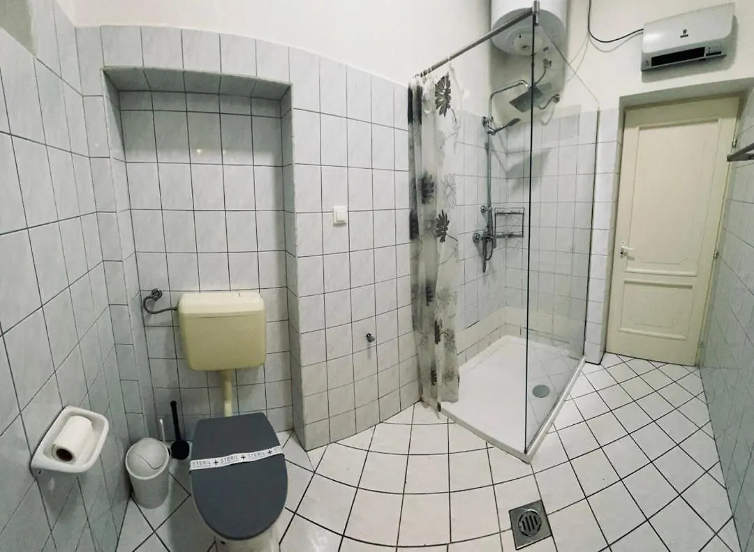Theresa Loop Apartment Budapest